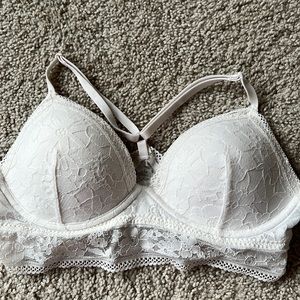 Victoria Secret Bralette medium❤️Sold